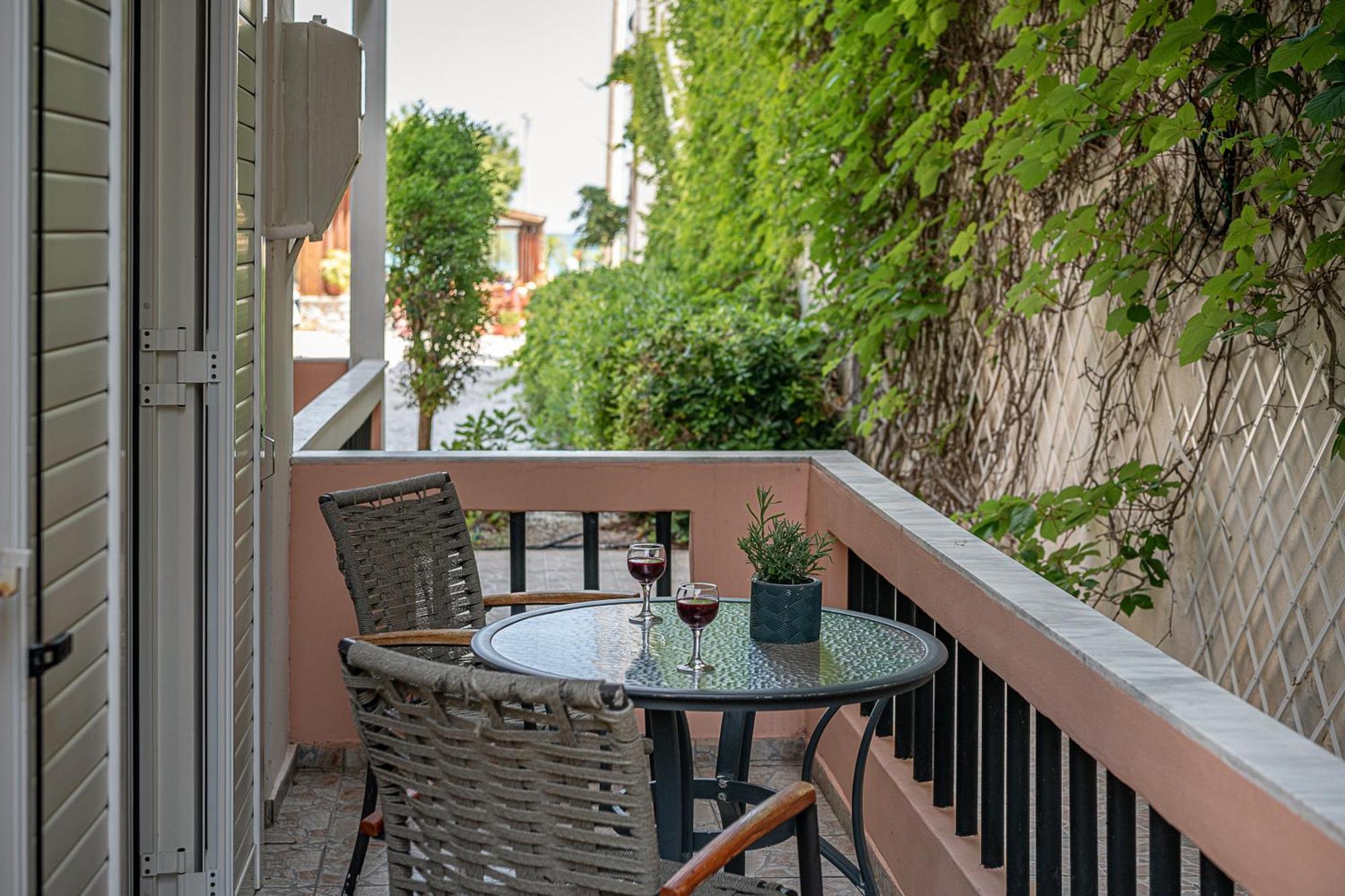 Elena Seafront Luxury Apartments Almirida Camera foto