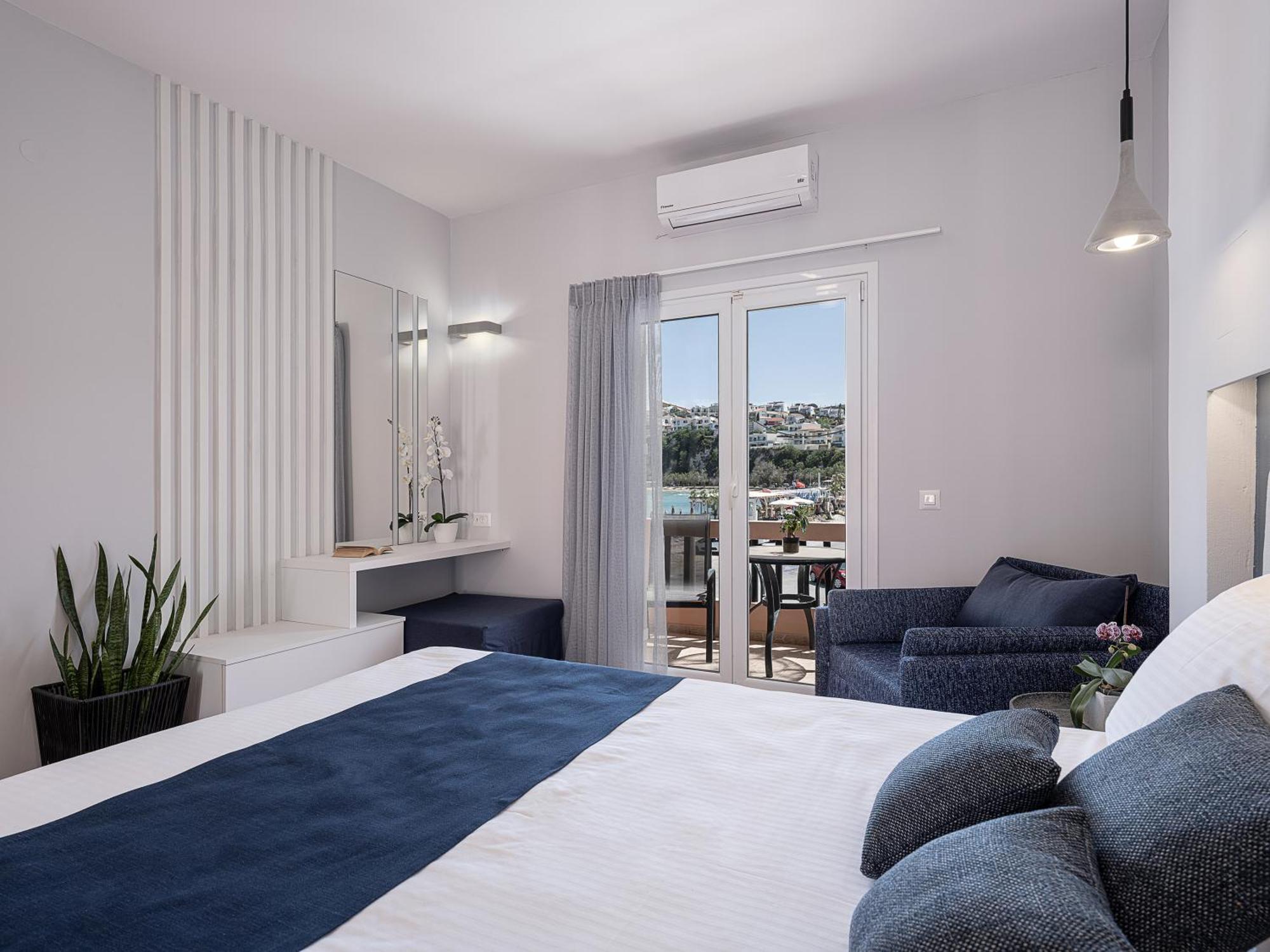 Elena Seafront Luxury Apartments Almirida Esterno foto