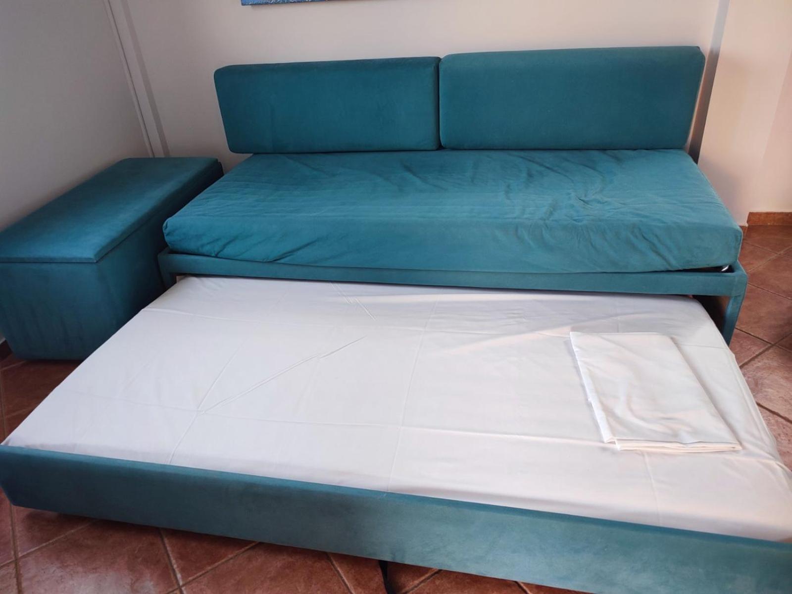 Elena Seafront Luxury Apartments Almirida Esterno foto